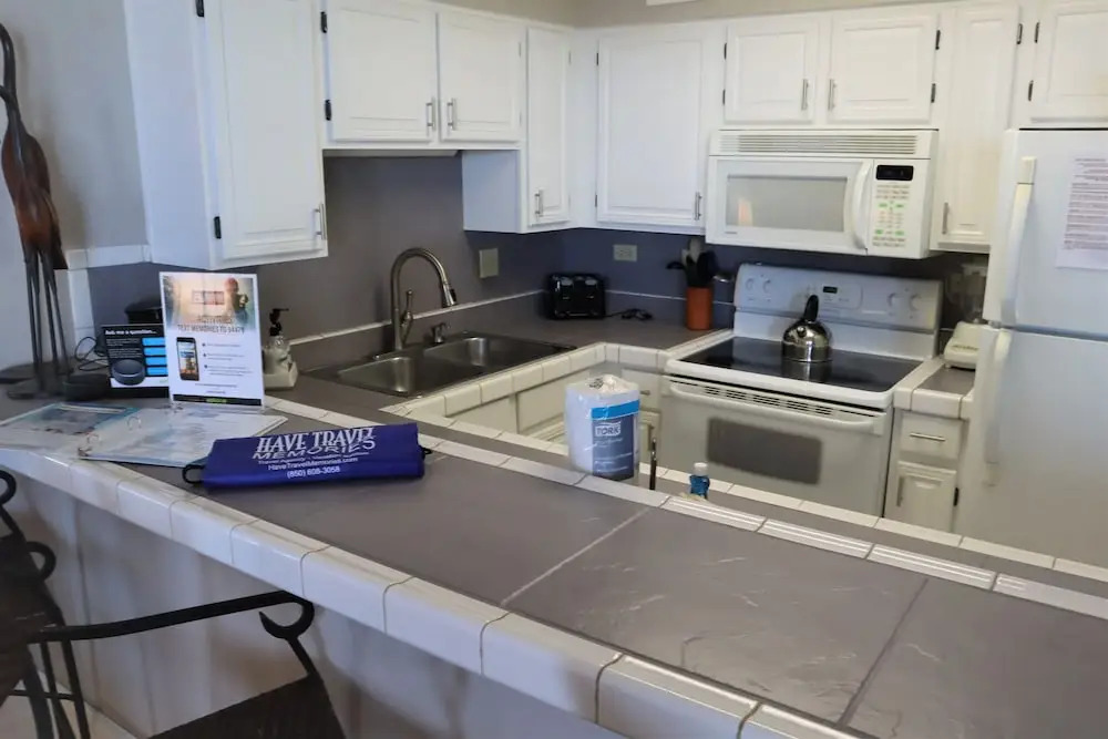 473 Mainsail 2 Bedroom Condo by RedAwning