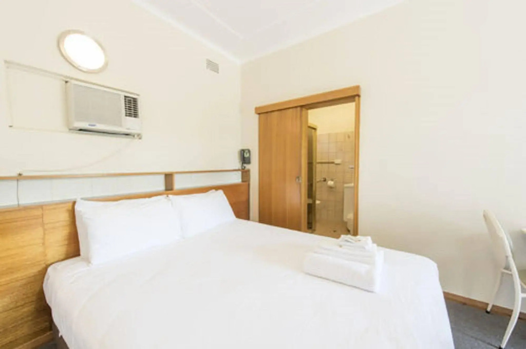 Gosford Inn Motel