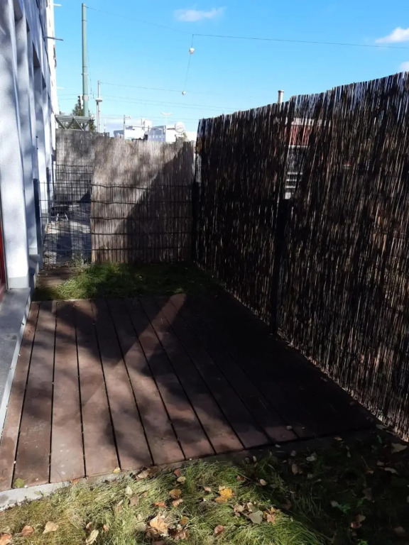 Luxuriöse Wohnung mit eigenem Garten