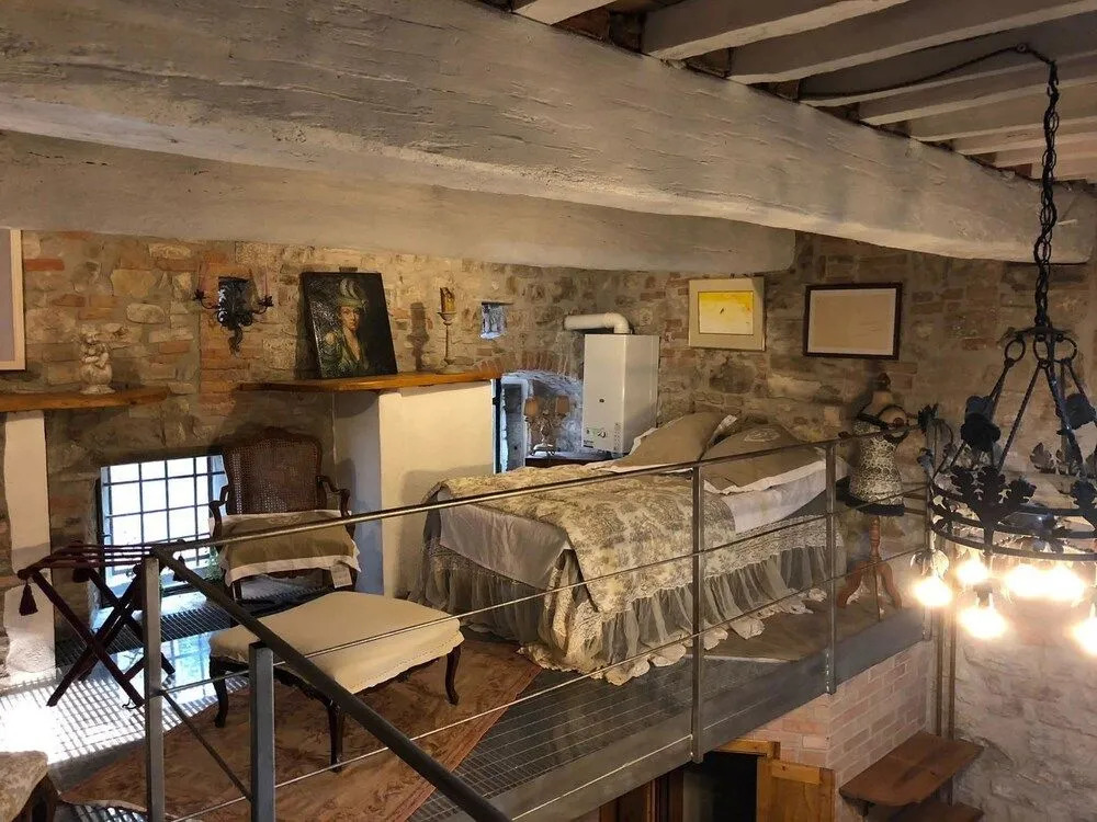 Romantica Todi