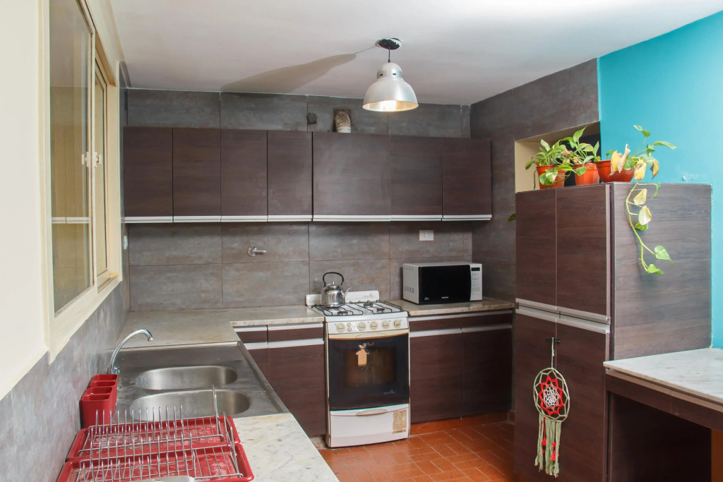 Pura Vida YerbaBuena Suite & Host
