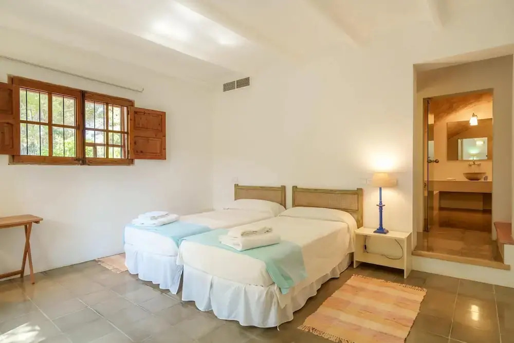 10-Guest Beachfront Villa in Mallorca