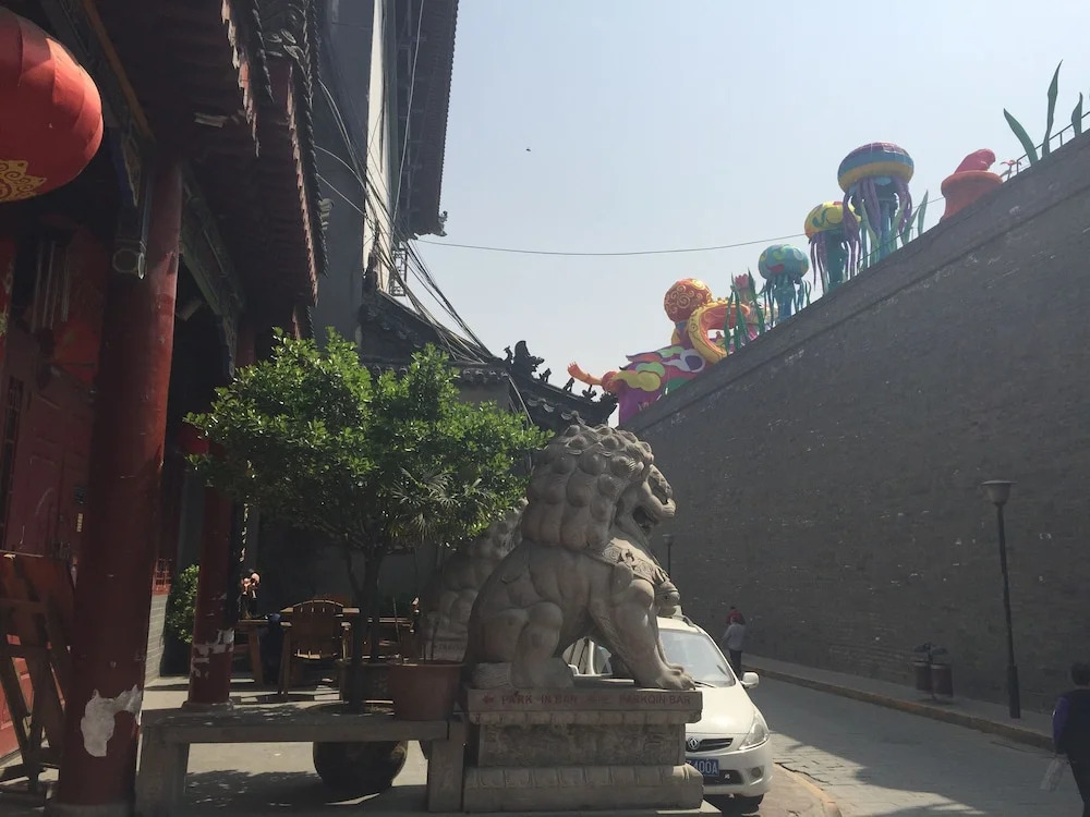 Shuyuan Party Hostel