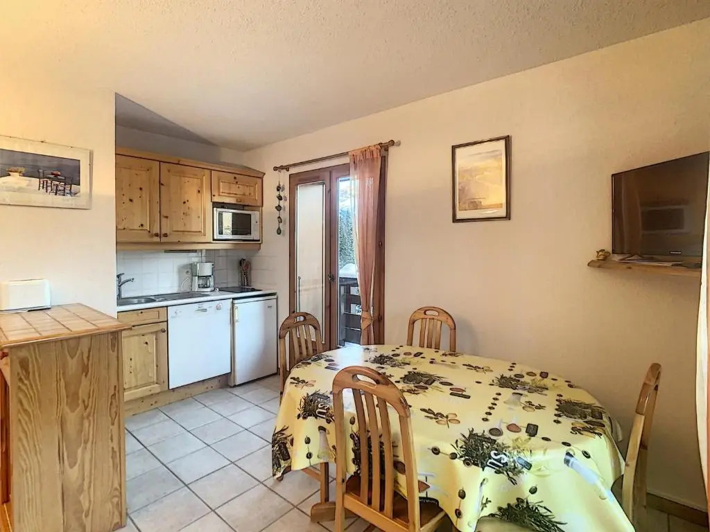 Appartement Combloux, 2 pièces, 6 personnes - FR-1-560-44