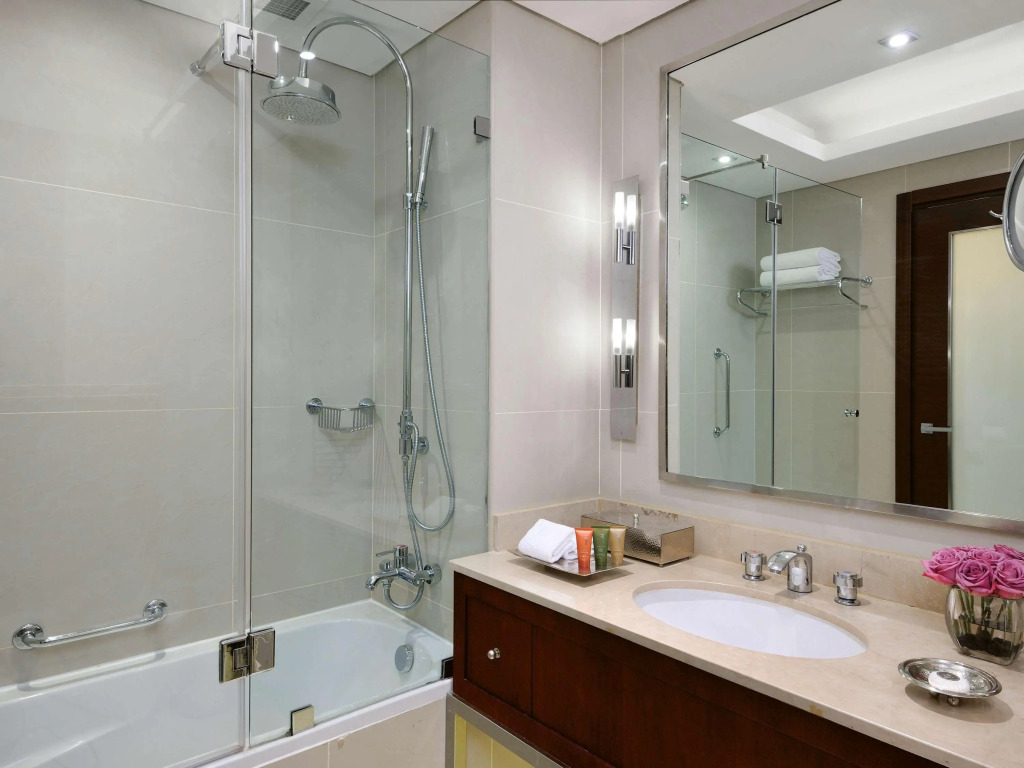 Qabila Westbay Hotel