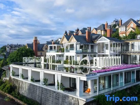 Lanyue Li Sky City Natural Mineral Hot Spring Resort 360° View Villa