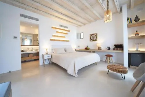 THA-LIA Myconian Suites and Studios