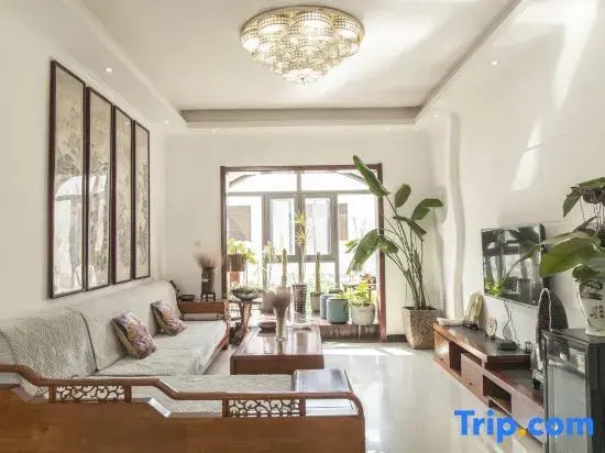 Kaifeng Moran Homestay (Wansui Mountain Da Song Wuxia City)