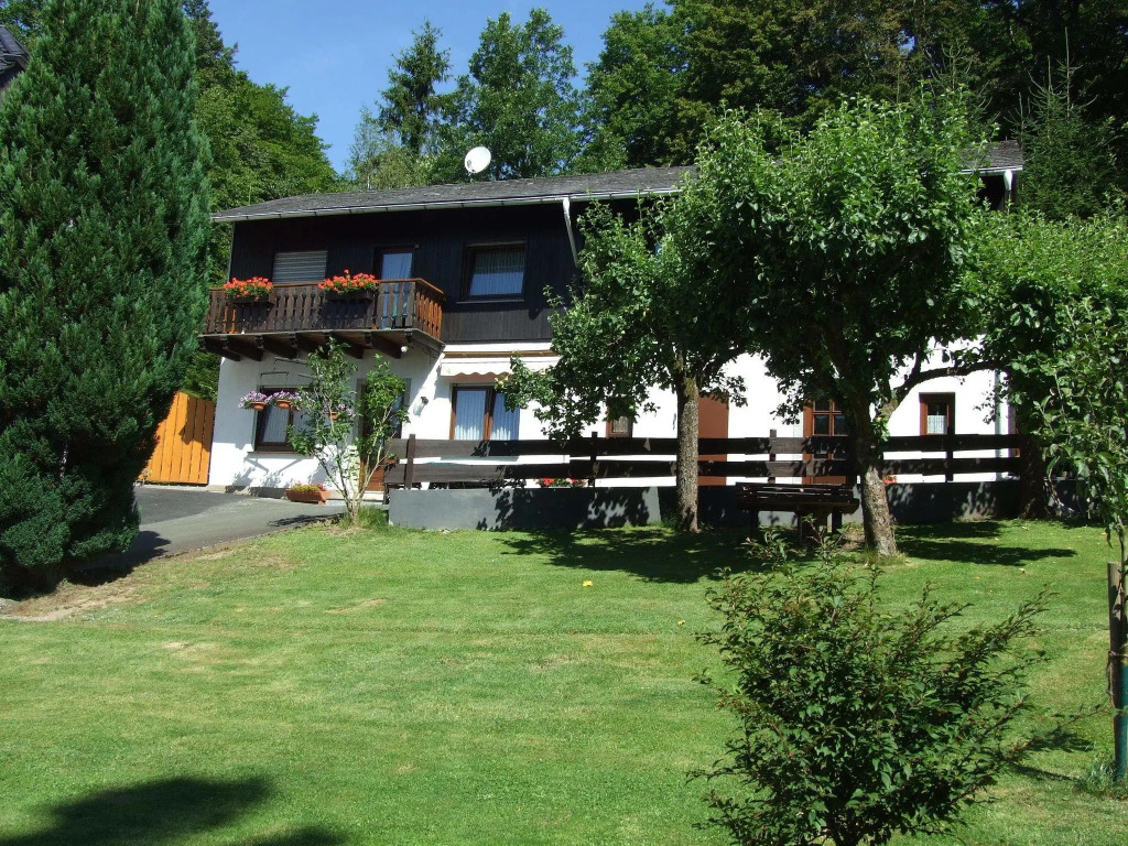 Countryside Apartment in Medebach near Town Center