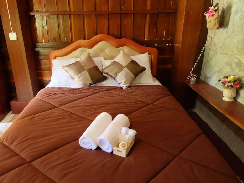 Sai Nam Wang Lodge
