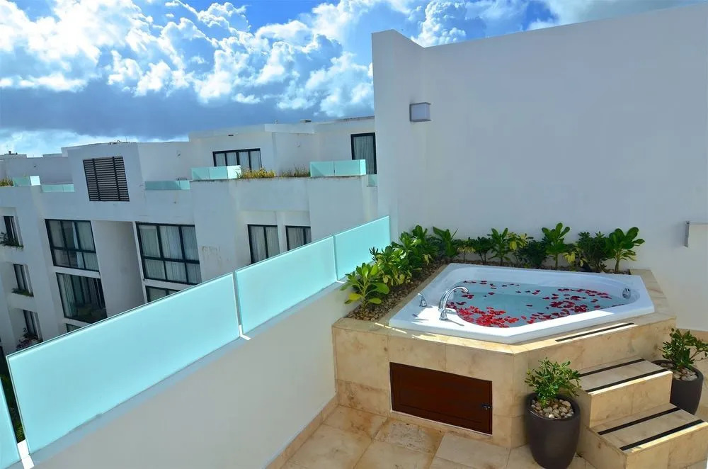 Anah Suites by Las Flores Vacation Rentals