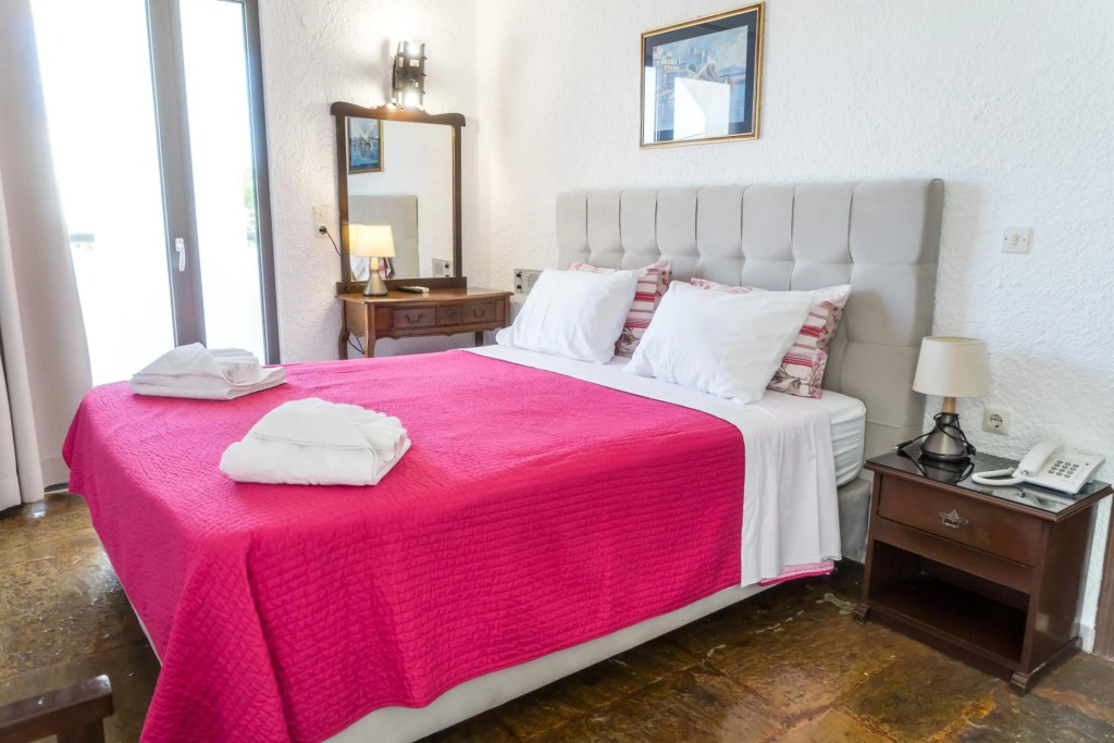 Malia Holidays Hotel