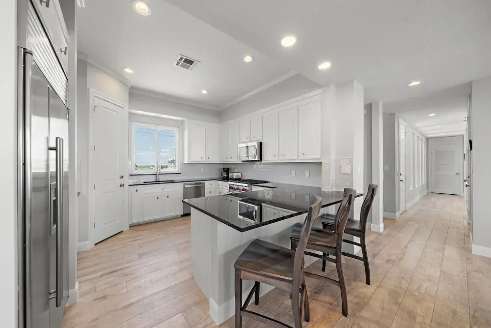 Sandcastle by Ryson Vacation Rentals