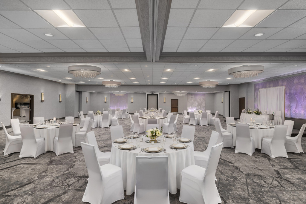 Holiday Inn Coralville - Iowa City by IHG