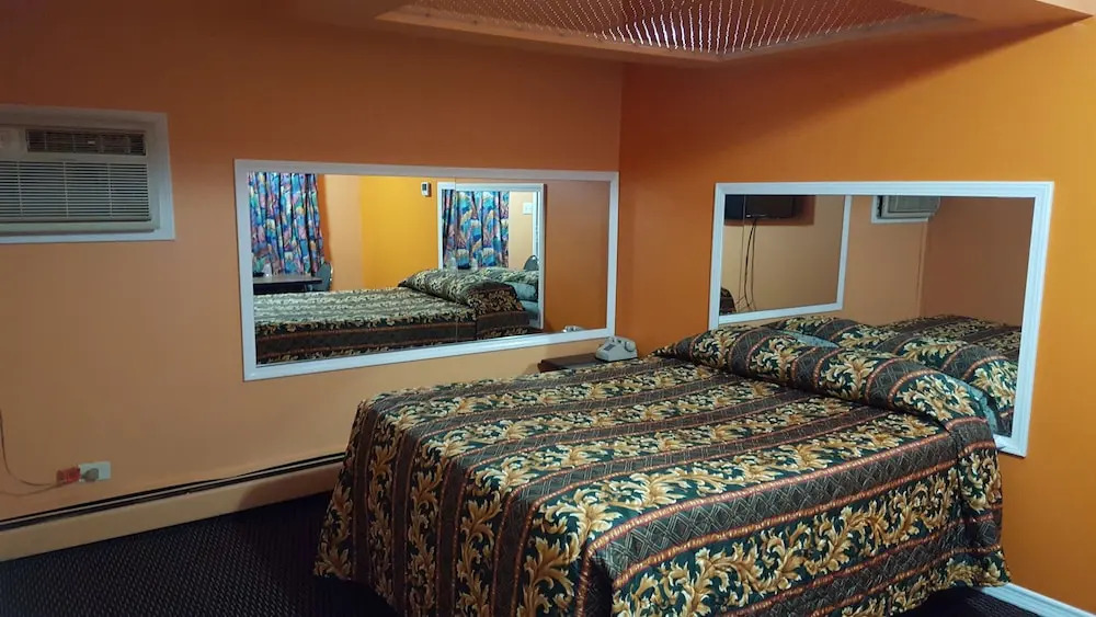 Sharn's Motel