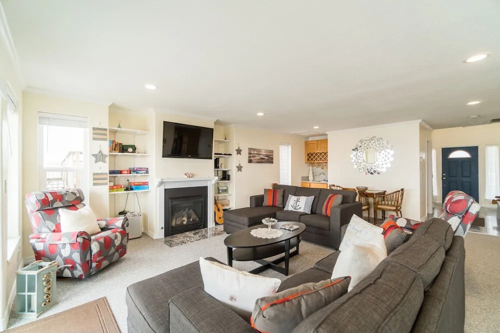 Inlet Beach House 3 Bedrooms 2.5 Bathrooms Home