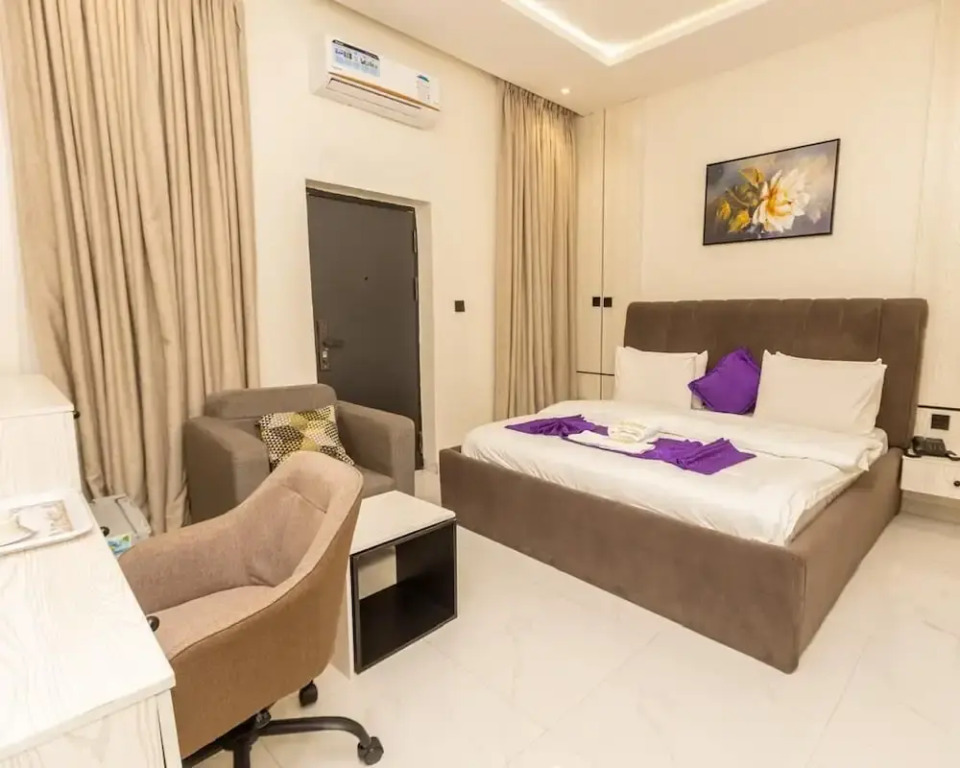 Luxury Apartments & Homes