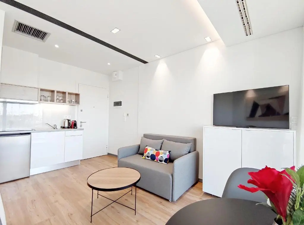 Verde Apartments