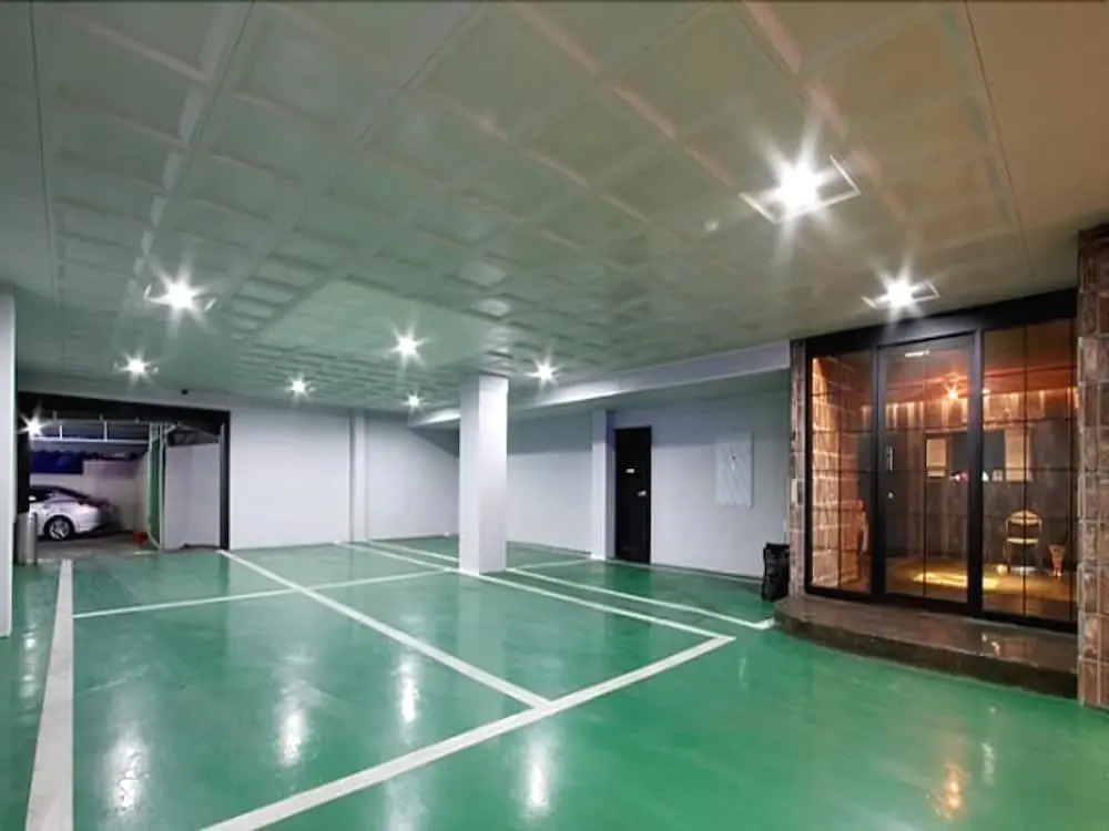 Karat Hotel