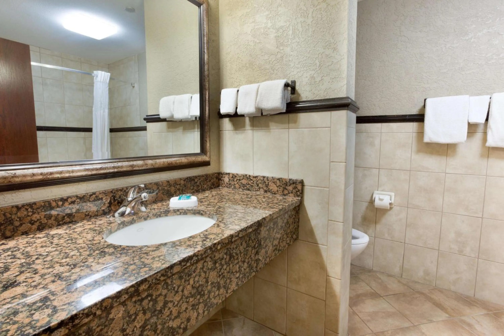 Drury Plaza Hotel Flagstaff