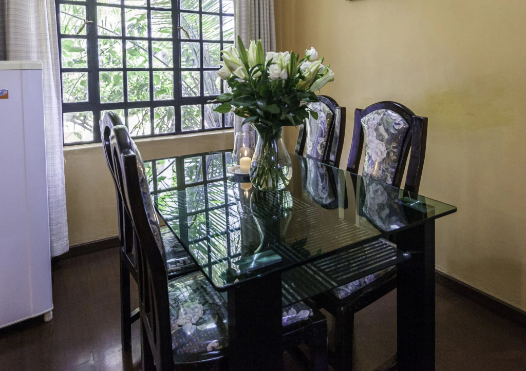 Eldon Suites & Apartment Hotel