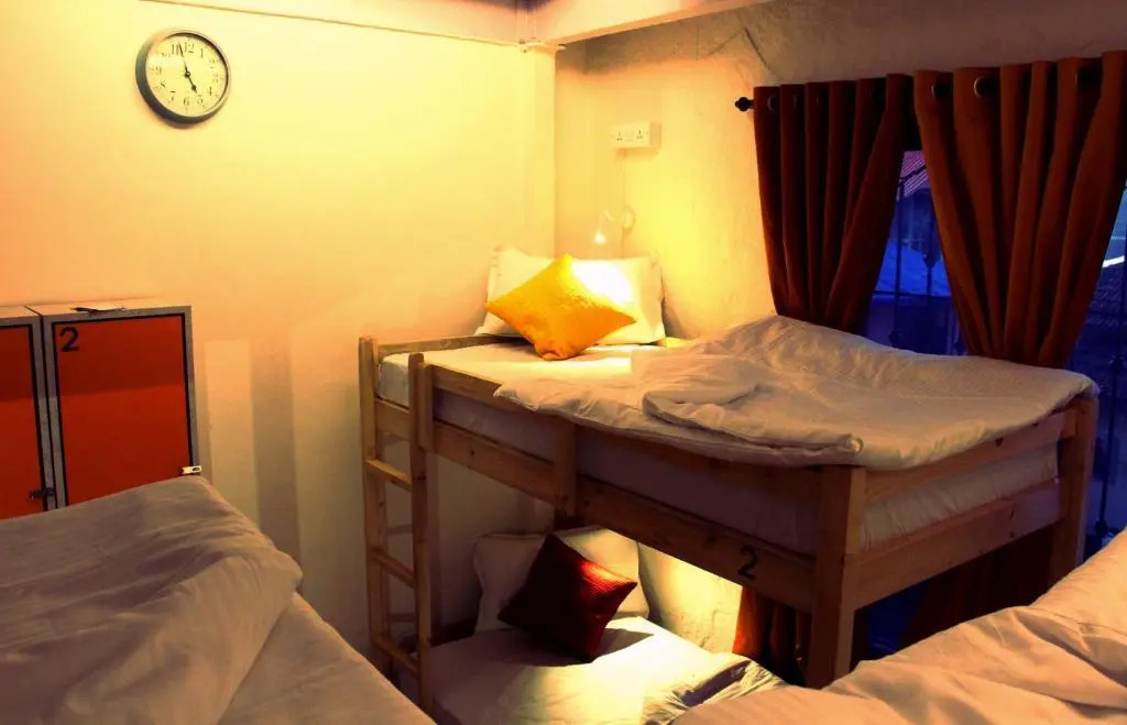 Cohostel