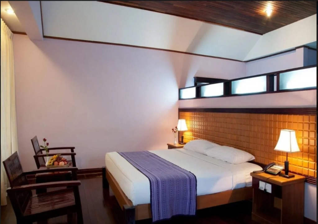 Hotel Zwekabin