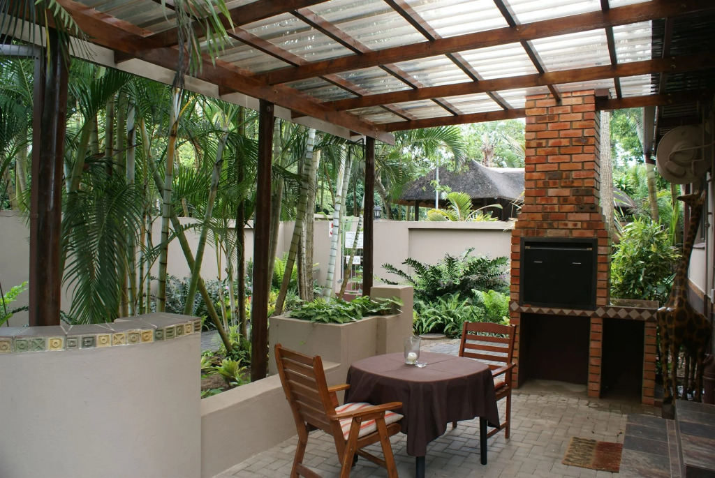 Ndiza Lodge and Cabanas