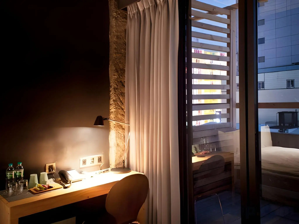SOF Hotel