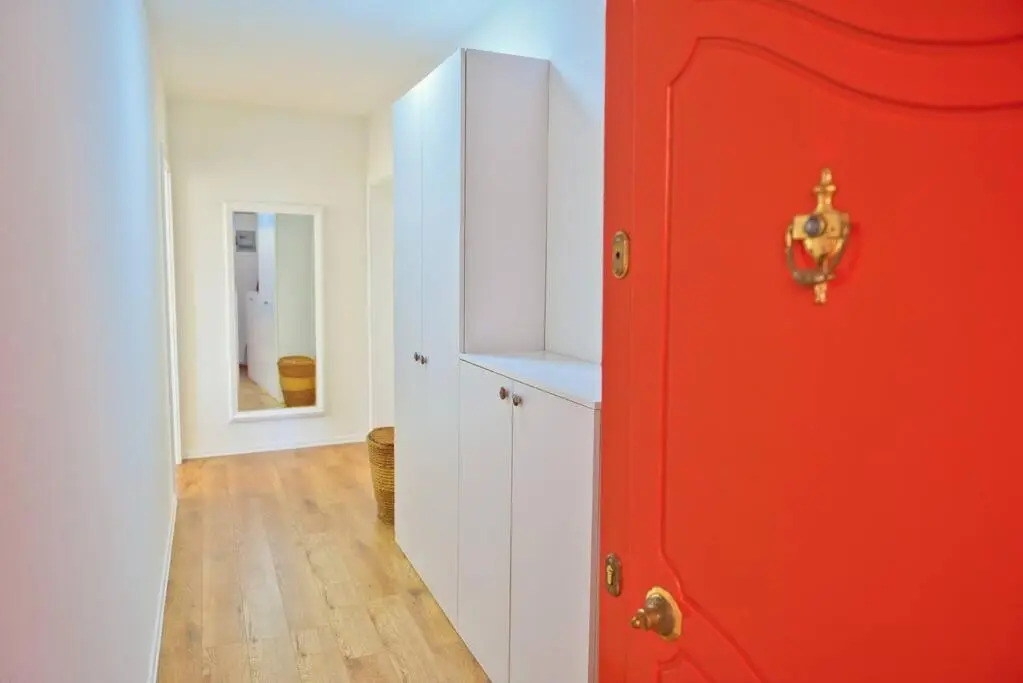 ✦ The Muse Apartment II