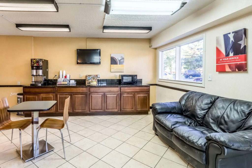 Motel 6-Grove City, OH