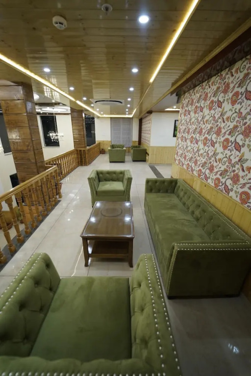 Abhilashi Residency & Spa - Centrally Heated & Air Cooled