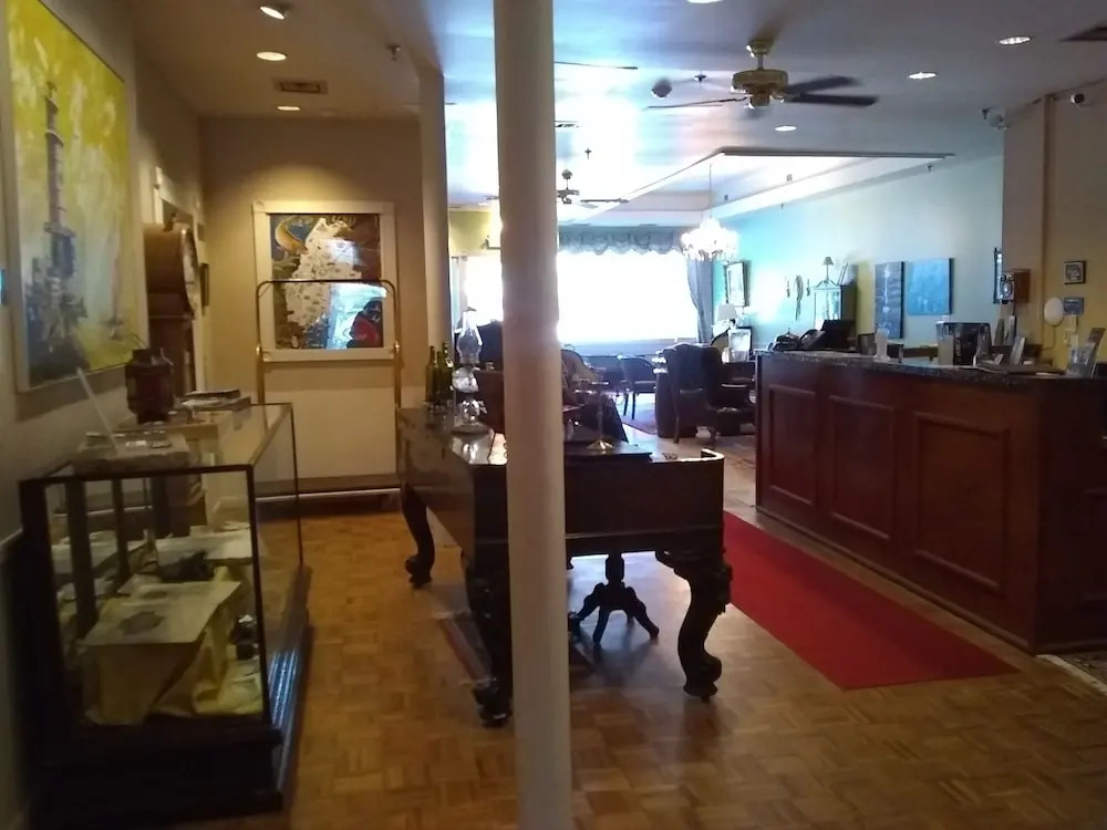 The Charles Inn