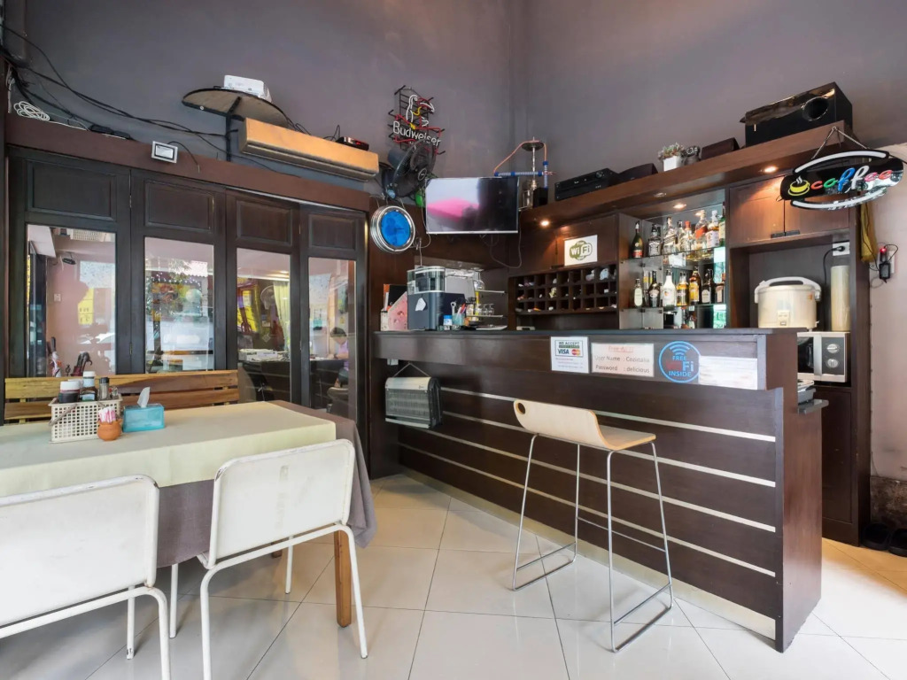 Cozy at Ten Hotel Bangkok