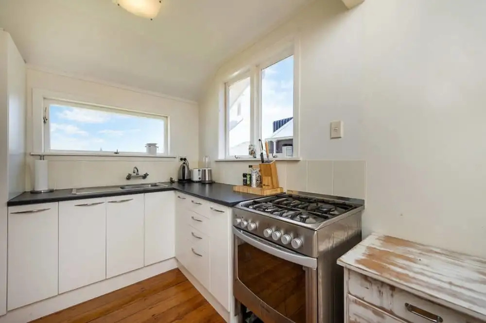 Newly refurbished 2 bedroom in Milford