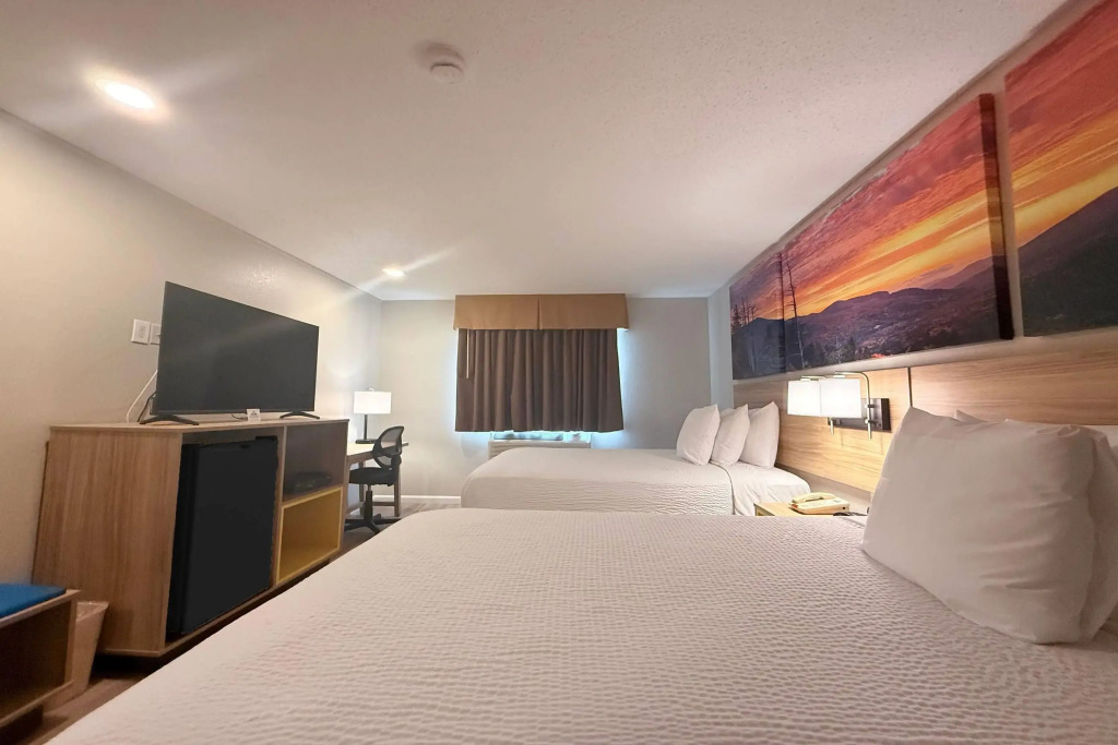 Days Inn by Wyndham Torrington
