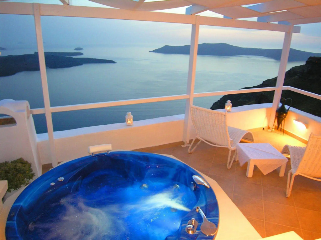 Aeolos Art & Eco Suites Adults Only