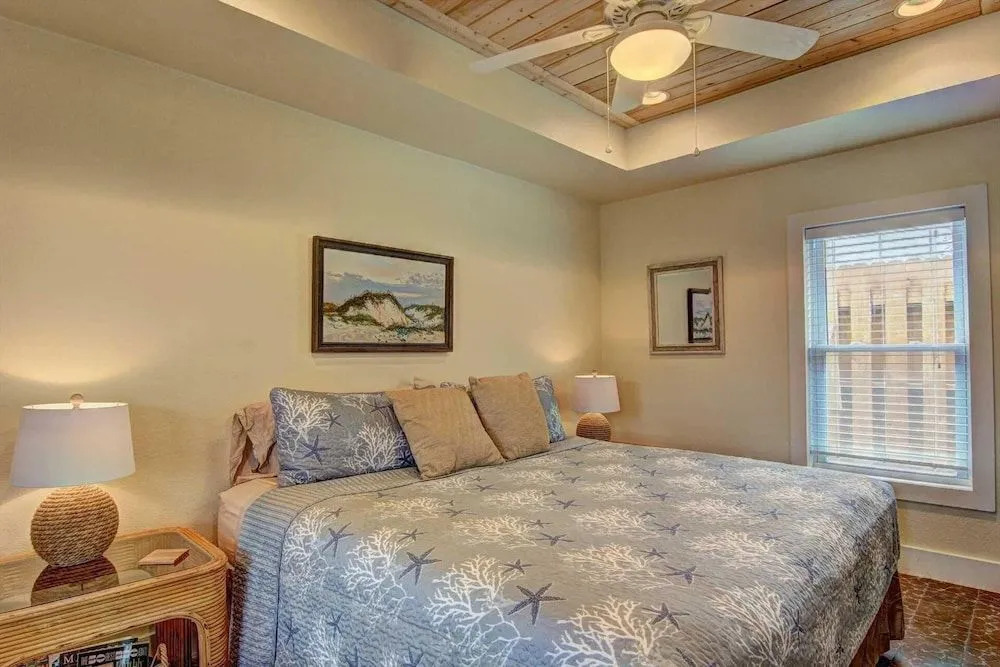 RNR - 1 Br Home