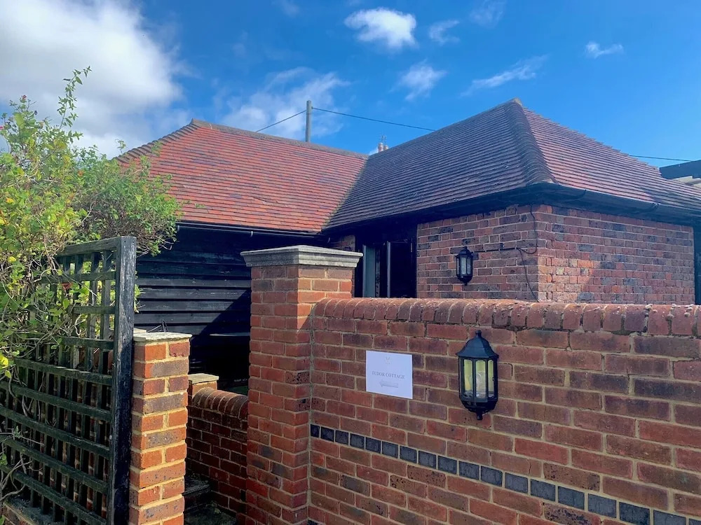Lovely 1-bed Cottage in Hellingly