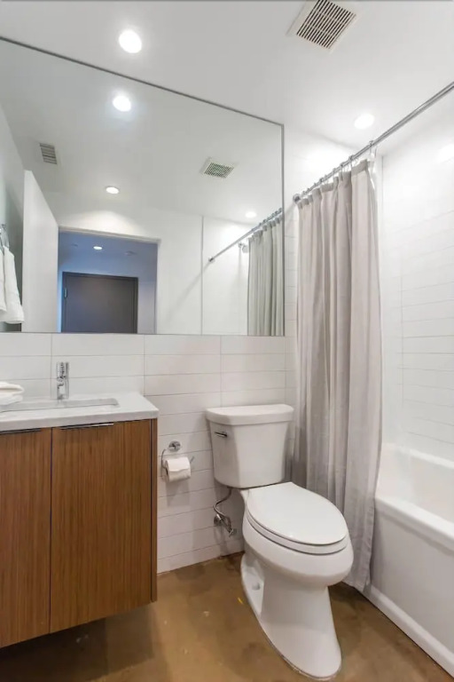Inventors Loft 1 - Relax/play/explore- Center City