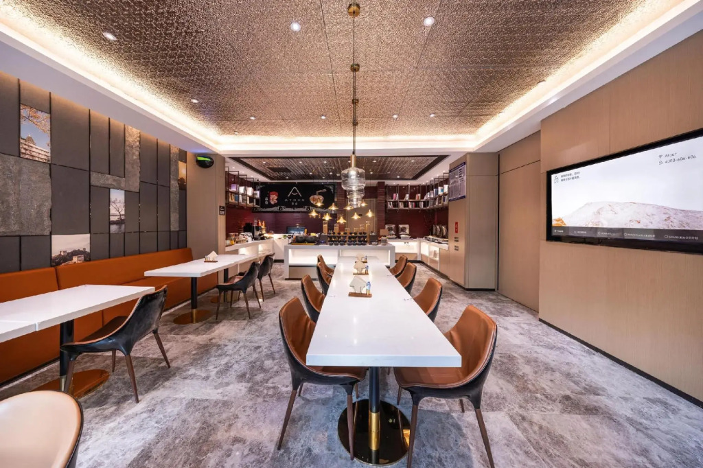Atour Hotel Beijing Tiantan East‑Gate Metro Station
