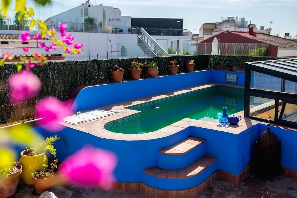 Eva Recommends Abades