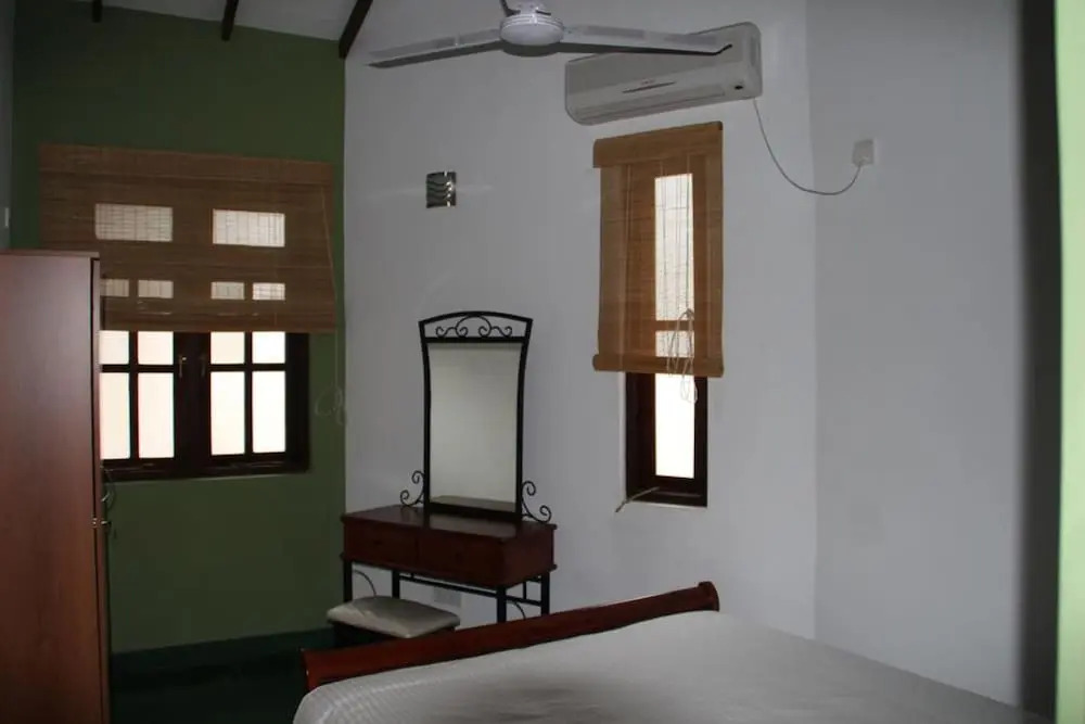 Self Cate Luxury Hostel