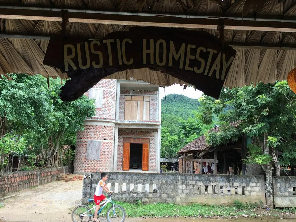 Phong Nha Rustic Home