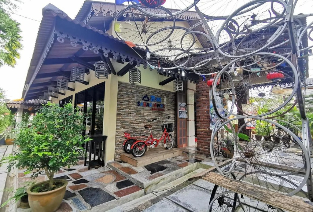 Sabak Awor Resort