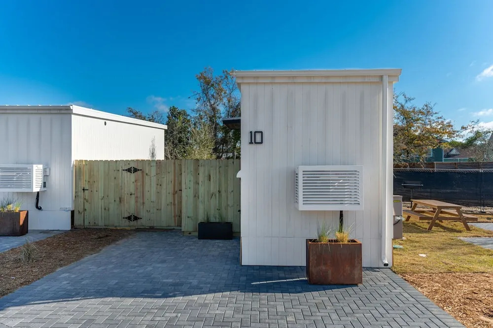 Waterfront Access Private HotTub Yard 10