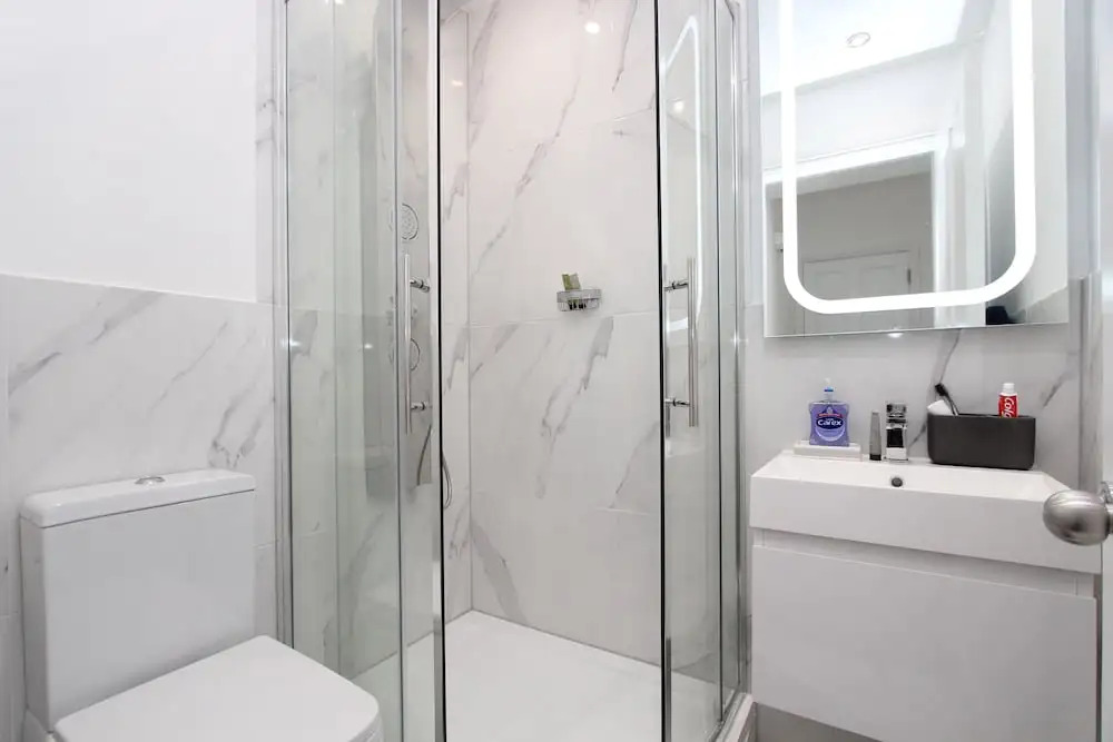 2 Kings Road Executive Studio Apartment