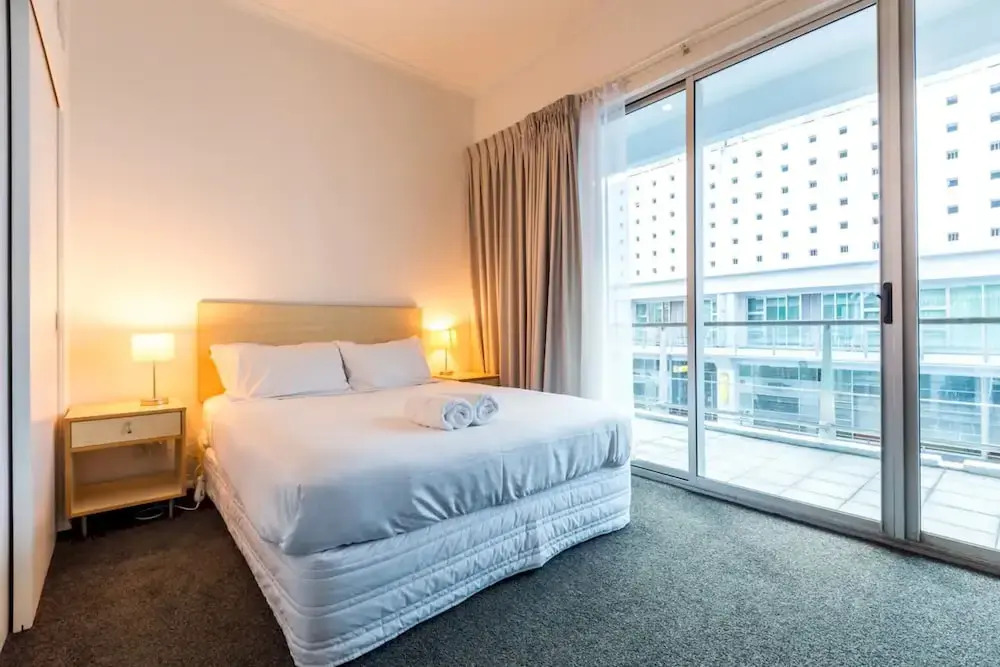 Modern 1 Bedroom Apartment on Princes Wharf