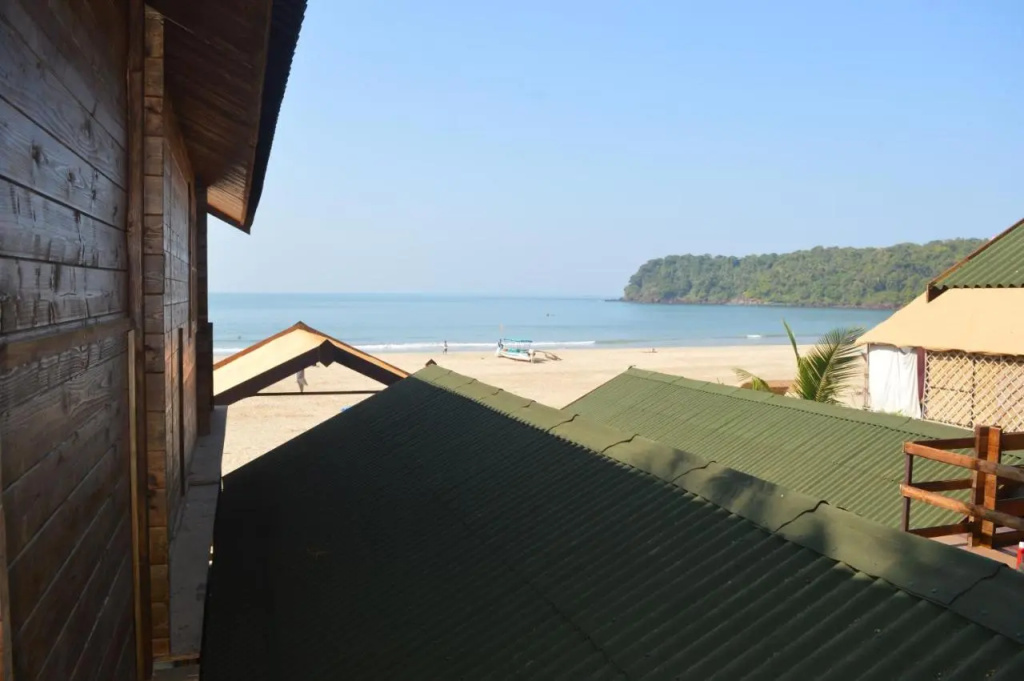 Anantra Sea View Resort
