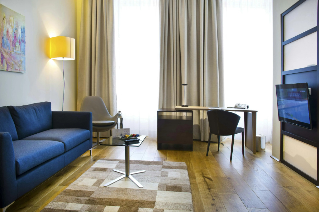 HiLight Suites Hotel